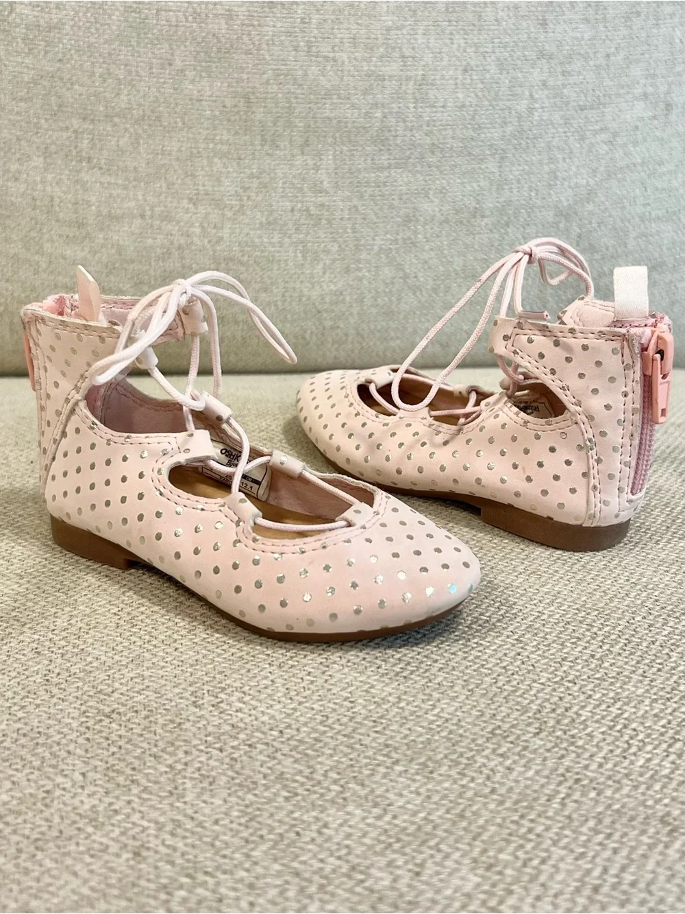 OshKosh B’gosh Size 5 Toddler Girls Karlie-G Pink Silver Polka Dot Lace Up Shoes